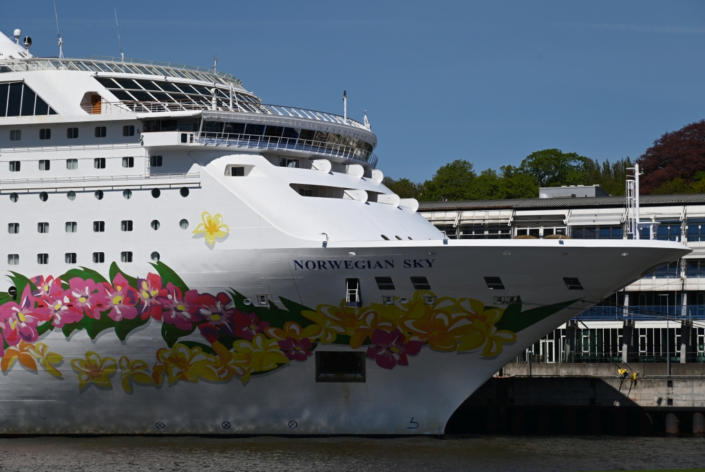 M/S NORWEGIAN SKY (1999)