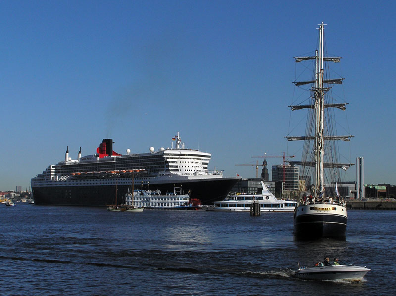 GTS Queen Mary 2 (2003) -  by Ingo Josten