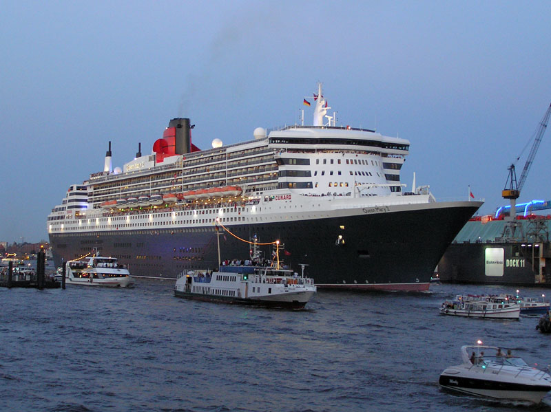 GTS Queen Mary 2 (2003) -  by Ingo Josten