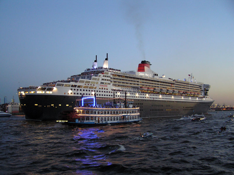 GTS Queen Mary 2 (2003) -  by Ingo Josten