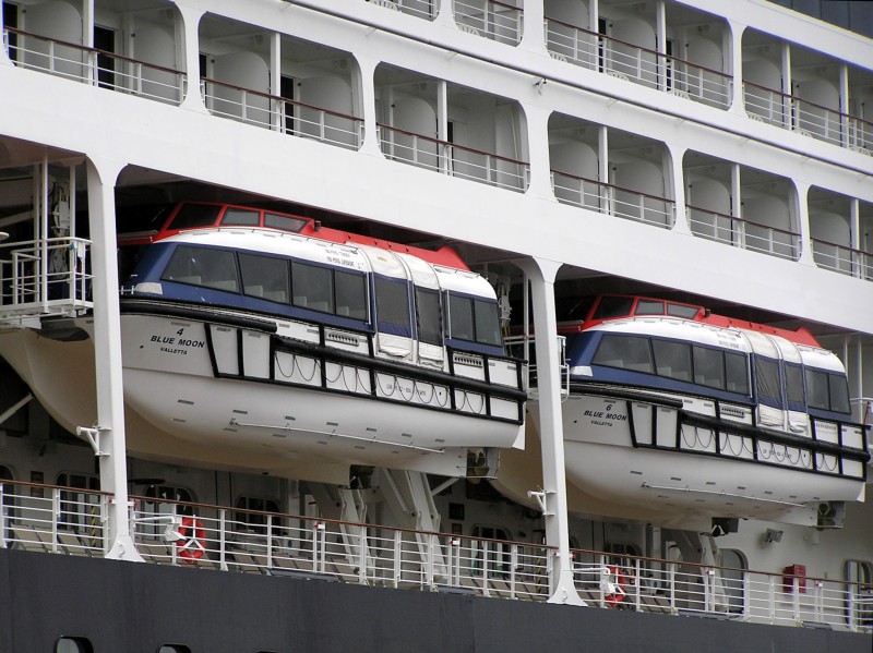 M/S Blue Moon (2000)