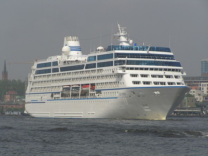 M/S Delphin Renaissance (2000)