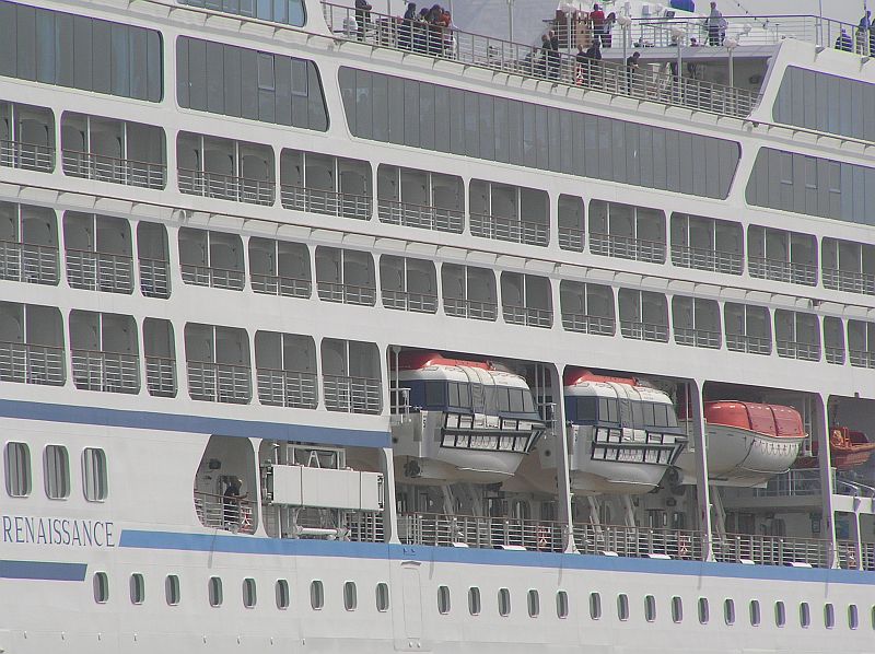 M/S Delphin Renaissance (2000)
