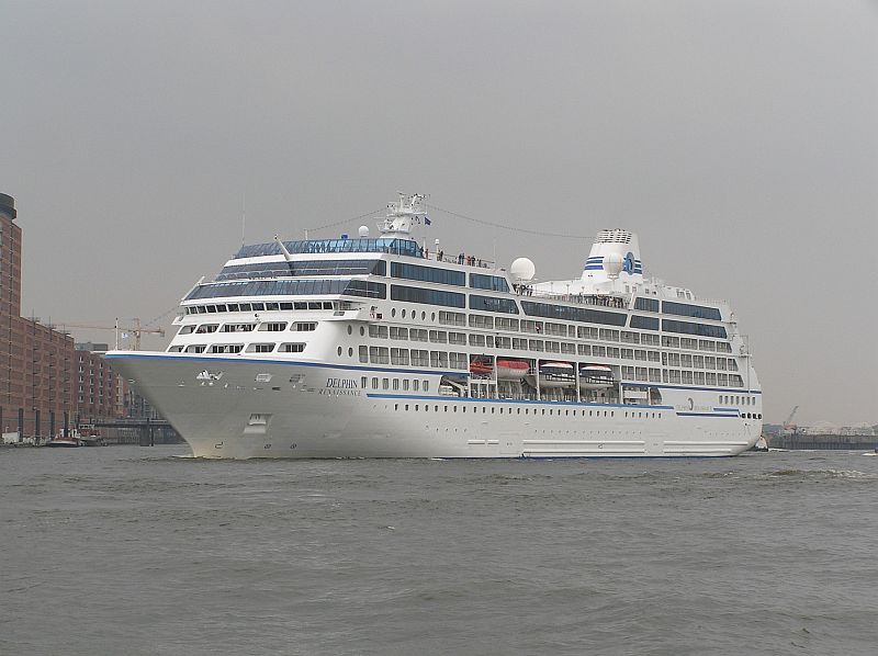 M/S Delphin Renaissance (2000)