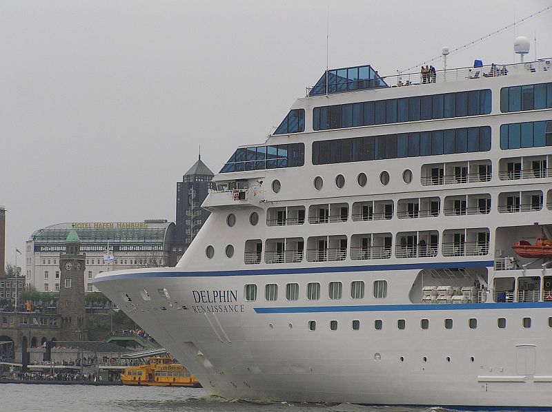 M/S Delphin Renaissance (2000)