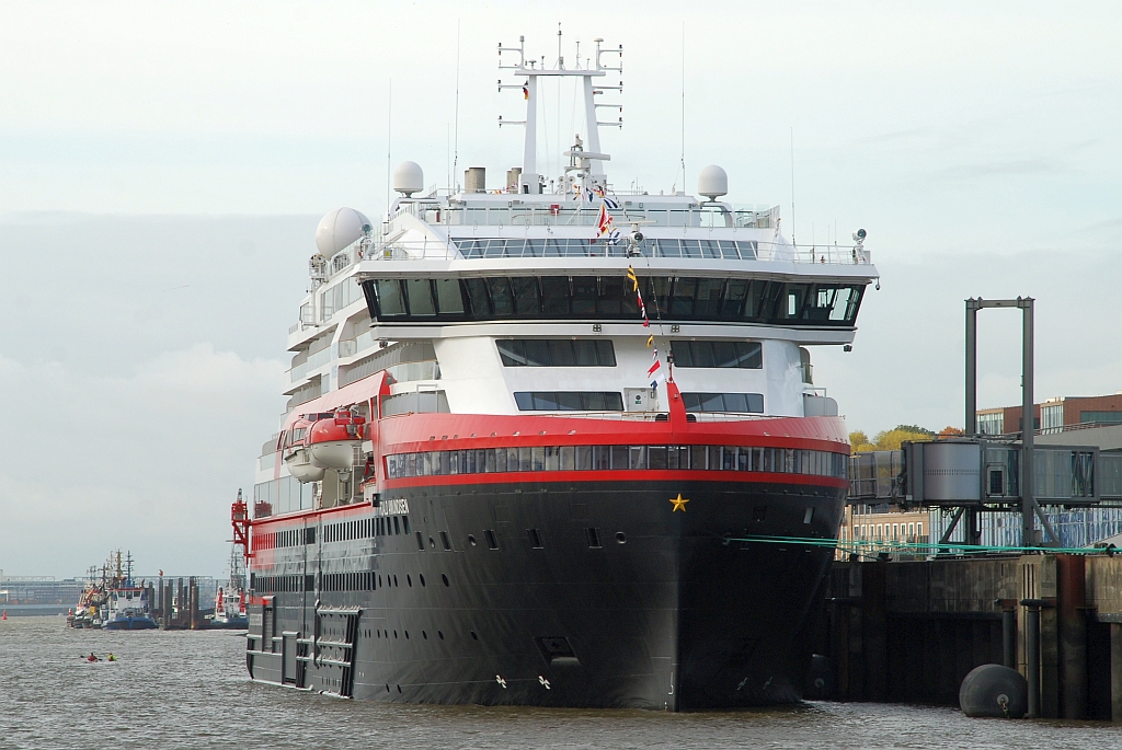 M/S ROALD AMUNDSEN (2019)