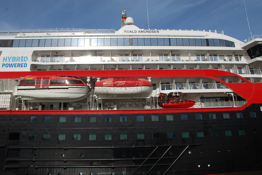 M/S ROALD AMUNDSEN (2019)