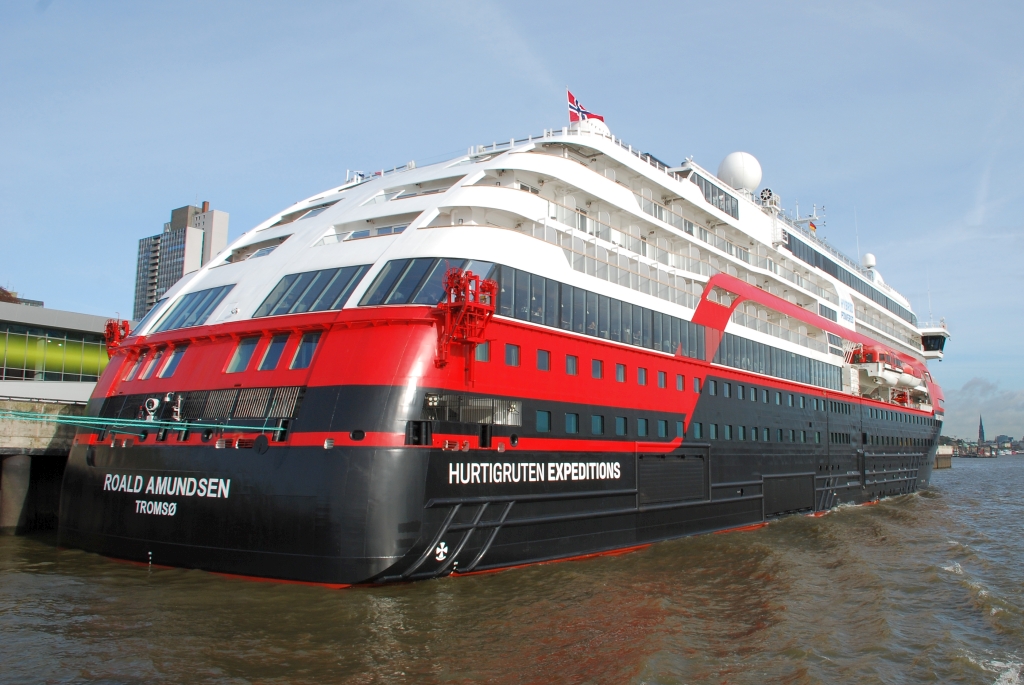 M/S ROALD AMUNDSEN (2019)