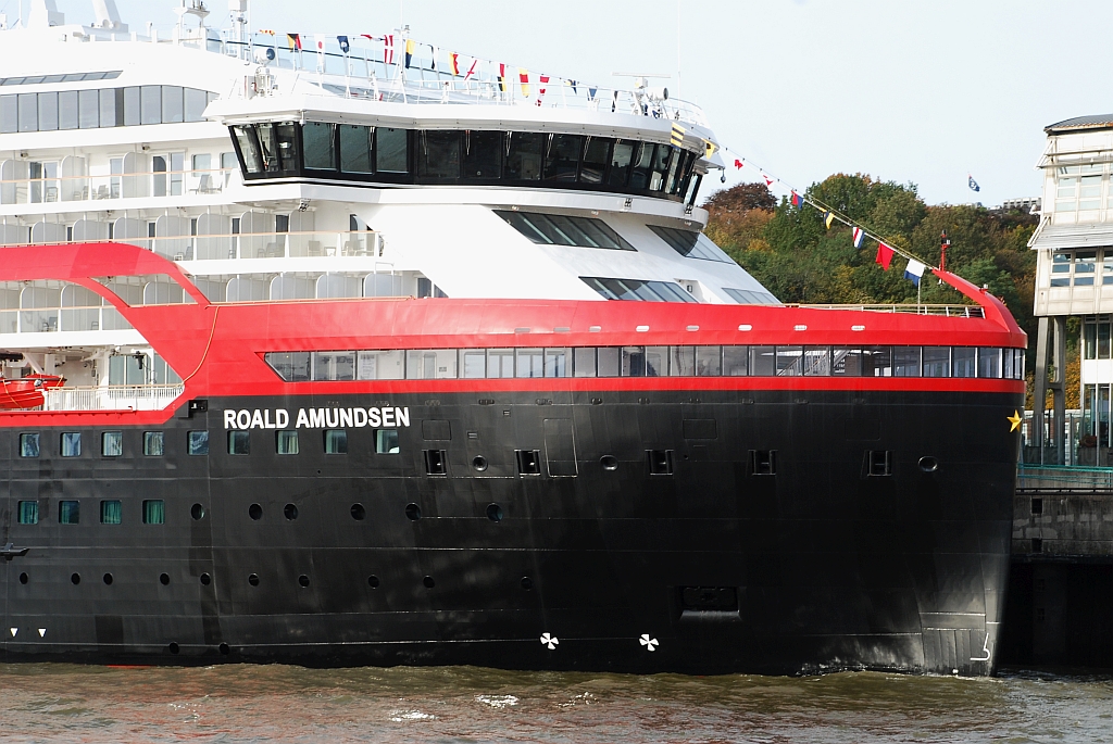 M/S ROALD AMUNDSEN (2019)
