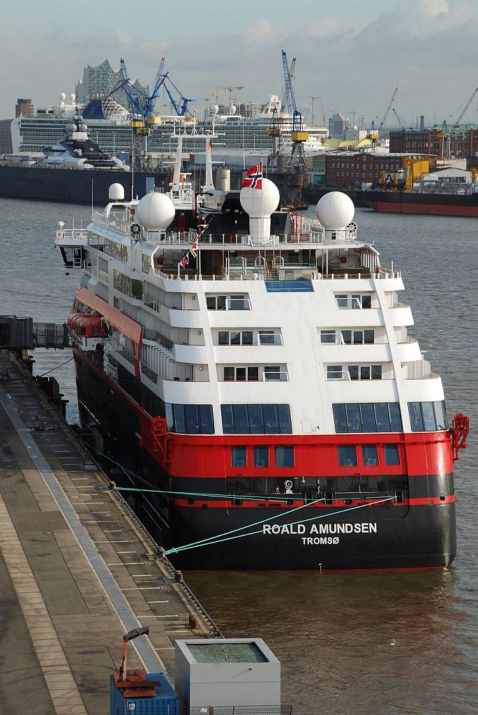 M/S ROALD AMUNDSEN (2019)