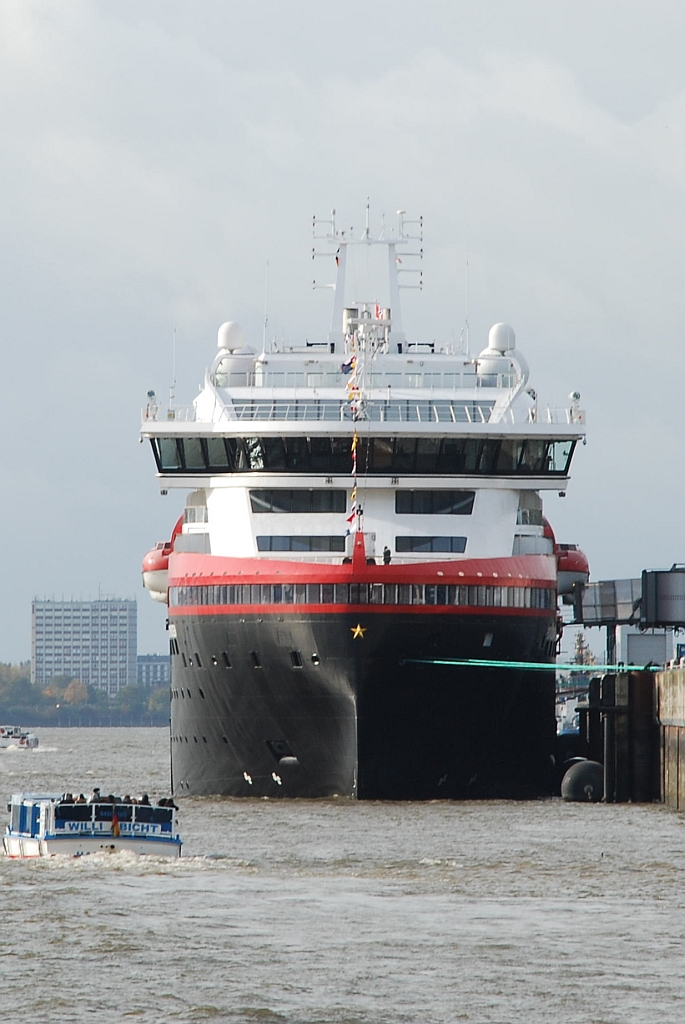 M/S ROALD AMUNDSEN (2019)