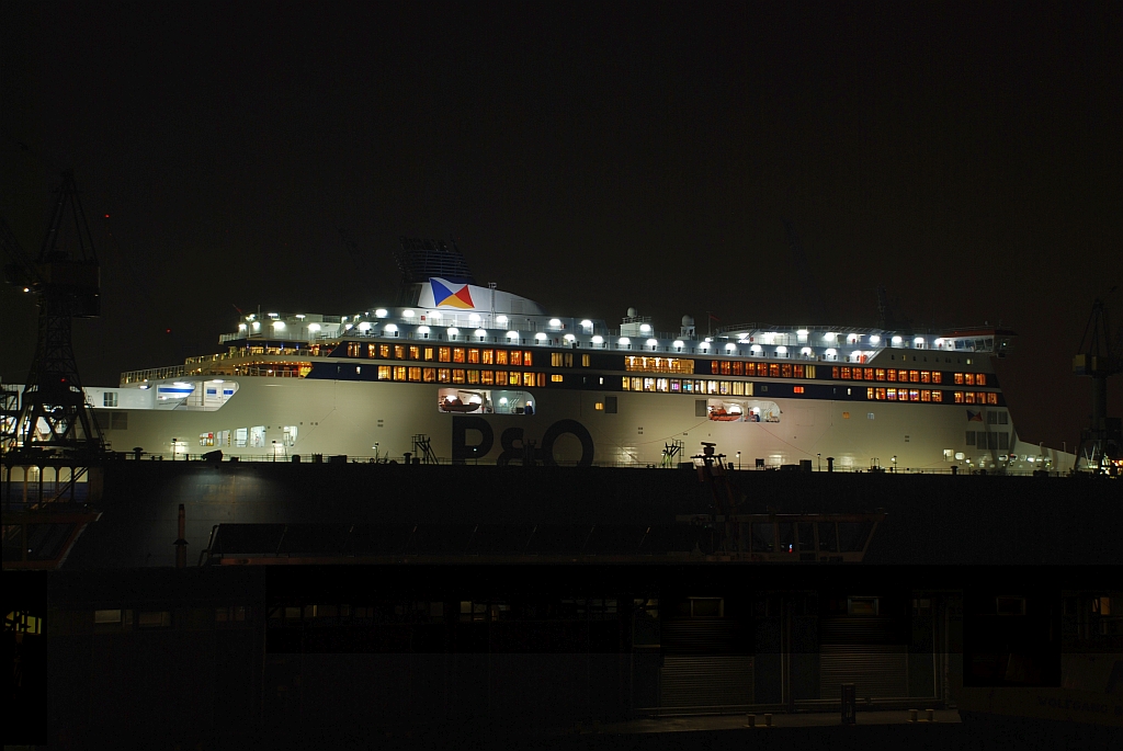 M/F SPIRIT OF FRANCE (2012)