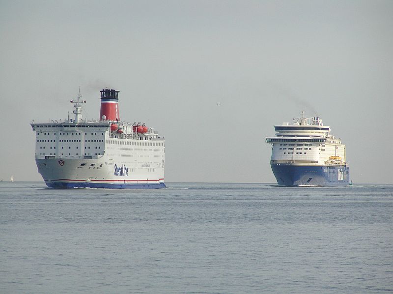 M/F Stena Germanica (1987) & M/F Color Fantasy (2004)